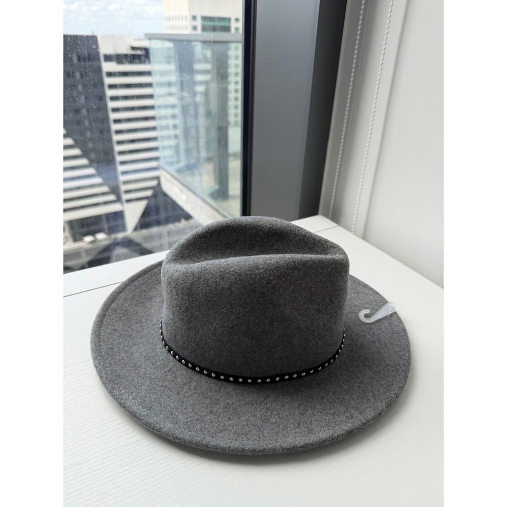 Forever 21 Grey Felt Fedora Hat with Studded Band Wide Brim NWT